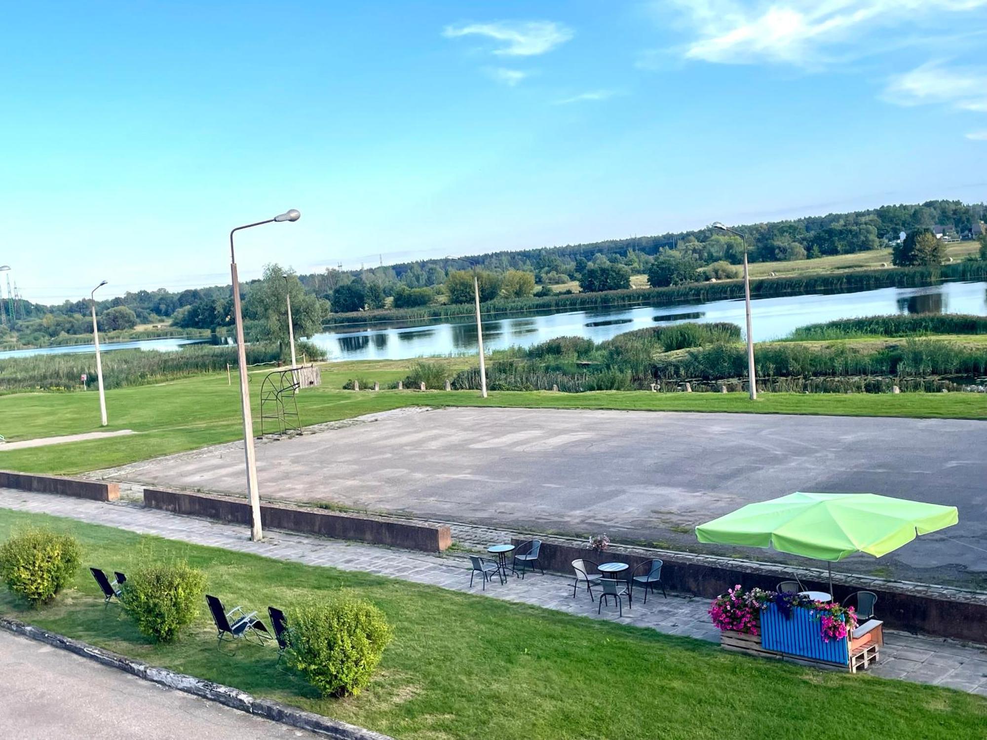 阿克瓦汽车旅馆 叶尔加瓦 外观 照片